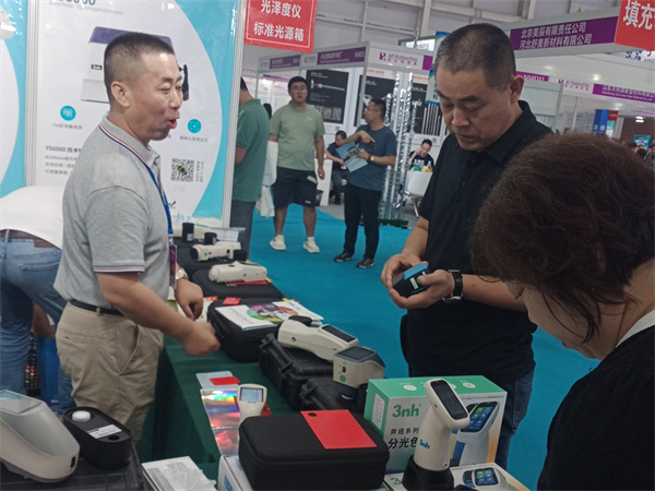 成人快猫网址时「第21届亚太国际橡塑展」 (6)