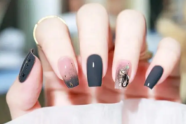 怎么才能获得好看又靓丽的美甲？选快猫视频APP污！